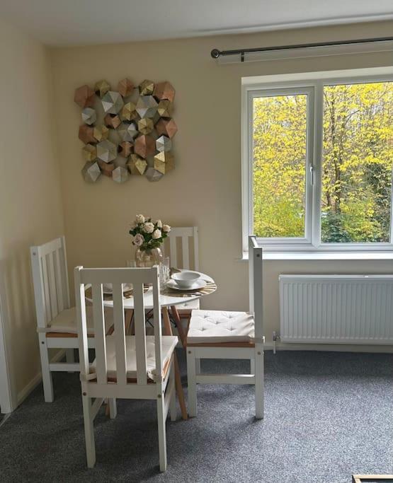Stylish 2 Bedrooms Flat In A Quiet Cul-De-Sac Area, Near Sheffield City Centre With Free Parking Exterior foto
