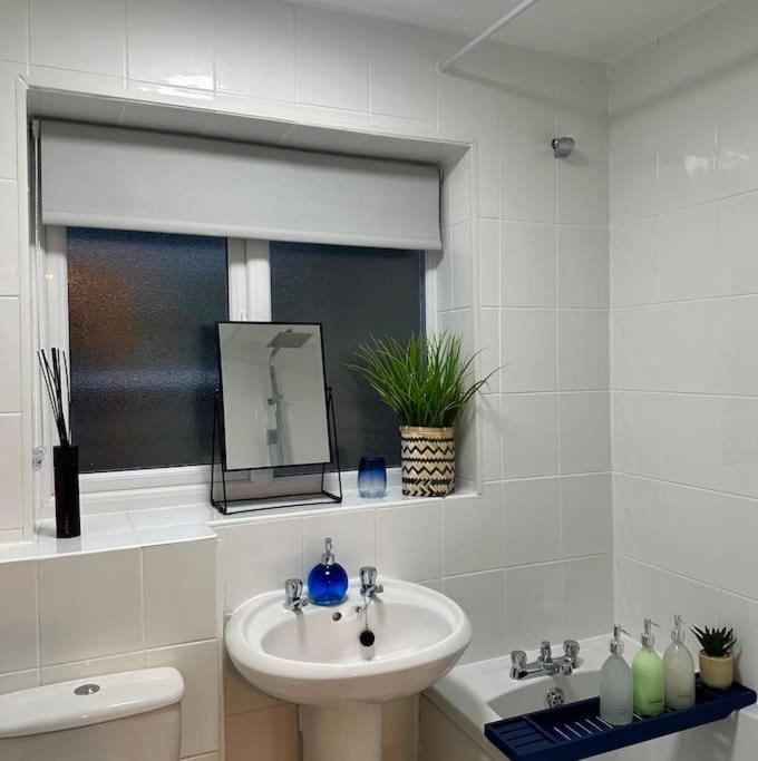 Stylish 2 Bedrooms Flat In A Quiet Cul-De-Sac Area, Near Sheffield City Centre With Free Parking Exterior foto