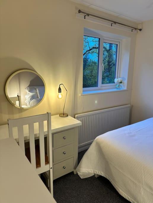 Stylish 2 Bedrooms Flat In A Quiet Cul-De-Sac Area, Near Sheffield City Centre With Free Parking Exterior foto